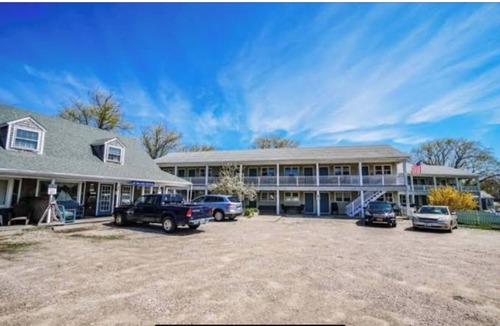 Block Island Resort | Island Manor Resort—Old Harbor