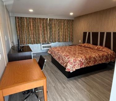 Island Park Hotel | Island Motor Inn