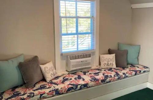 Gwynn House | Island Oasis!