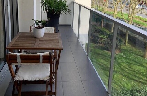 Puteaux Apartment | Island of calm of 90 m2 at the gates of Paris