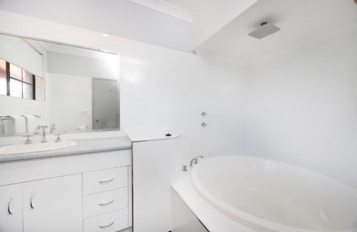 Forster Hotel | Island Palms Motor Inn