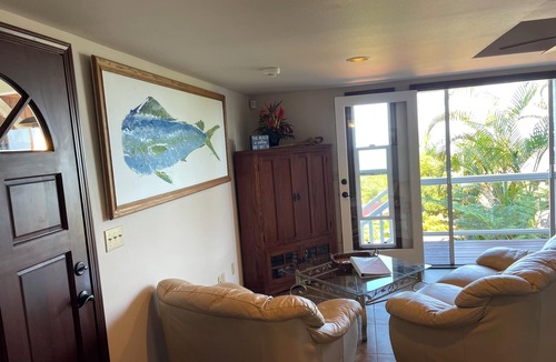 Holualoa Apartment | Island Paradise ~ Pacific Room.