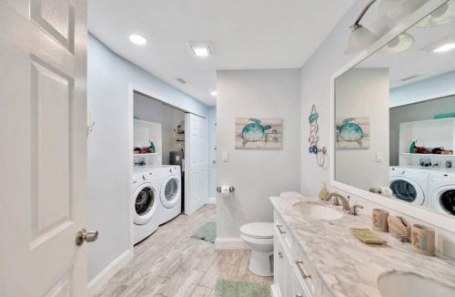Indian Rocks Beach House | Island Paradise 3 Bed Waterfront/Heated Pool
