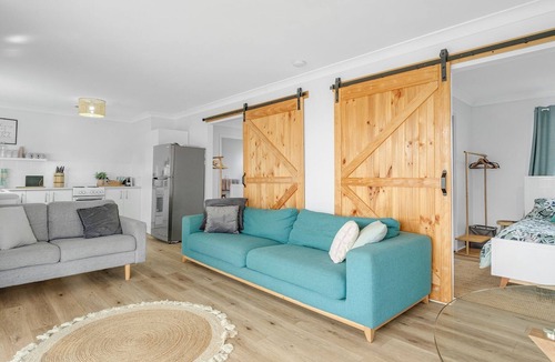 St. Georges Basin House | Island Point Hideaway