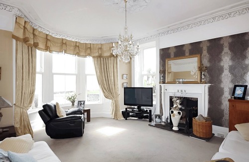 Rothesay Cottage | Island SeaView Villa