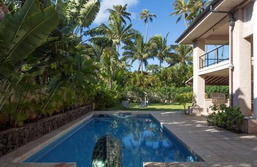 Portlock House | Island Style Elegance on a Beach Access