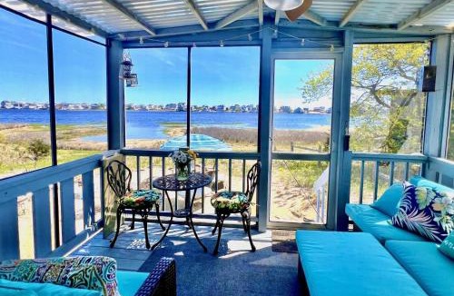 Newbury House | Island SunRise