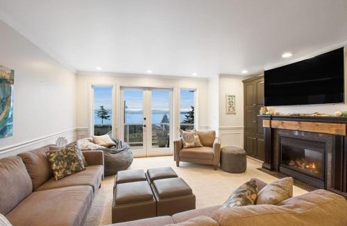 Camano Island House | Island Time Escape