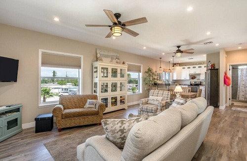 Little Venice House | Island Time~ Pool Home Seconds to Open Ocean! 32' Dock