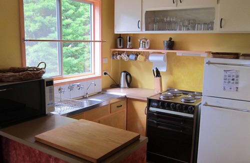 Ventnor House | Island Tree House in Ventnor