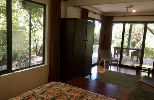 Ventnor House | Island Tree House in Ventnor