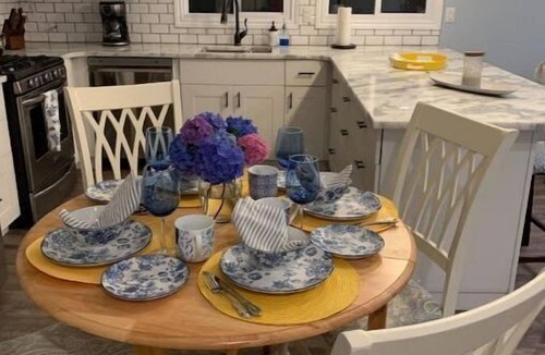 Boblo Island House | Island View Escape in Historic Amherstburg !