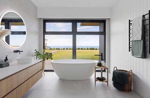 San Remo House | Island View in San Remo