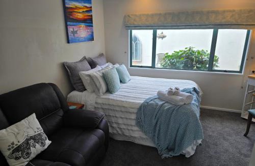 Omokoroa Apartment | Island View