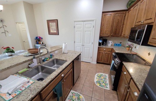 Corpus Christi Condo | Island Waterfront 3/2 Private Pool & Hot Tub with Boat Dock