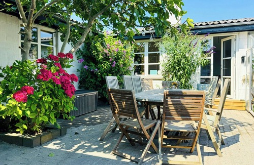Avernako House | Island weekend home with pastels and view