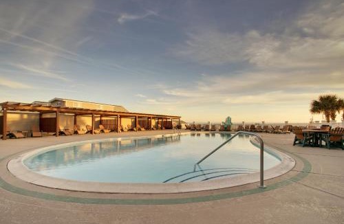 Emerald Isle Hotel | Islander Hotel & Resort