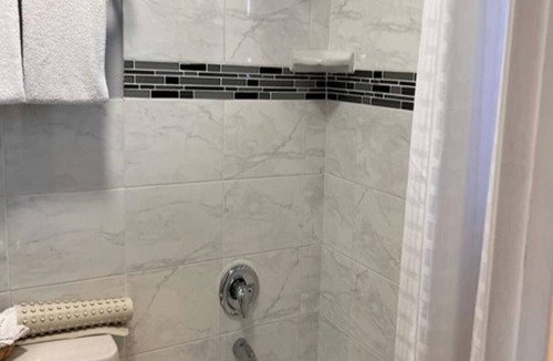 Westside Santa Cruz Hotel | Islander Motel Santa Cruz