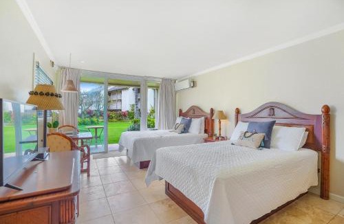 Wailua Hotel | Islander on the Beach 155