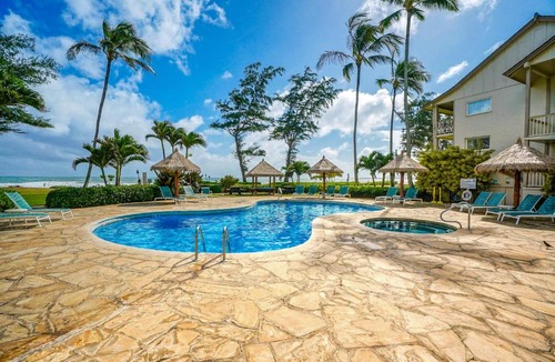 Wailua Hotel | Islander on the Beach 171