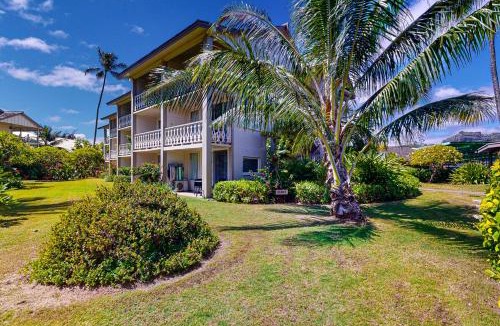 Wailua Hotel | Islander on the Beach 171