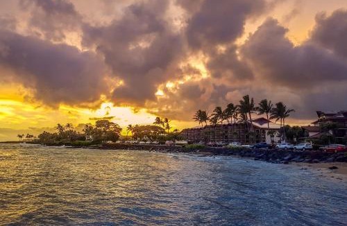 Wailua Hotel | Islander on the Beach 354
