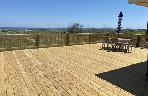 Grand Isle House | Isle Be Back - Beachfront - Island Realty