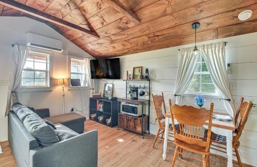Isle La Motte House | Isle La Motte Cabin ~ 3 Mi to Lake Champlain!
