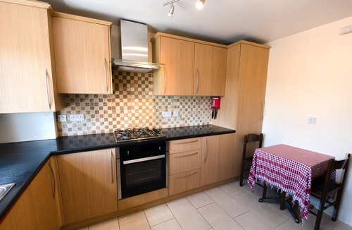 North Richmond Apartment | Isleworth - Apt - Stay 4 - Parking - Riverside
