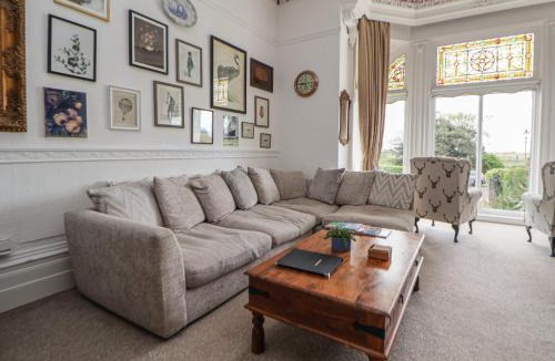 Waterloo House | Ismay Dining Room Suite - Titanic Interest