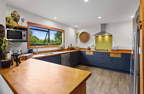 Te Horo House | Isness . Your Haven on Hautere