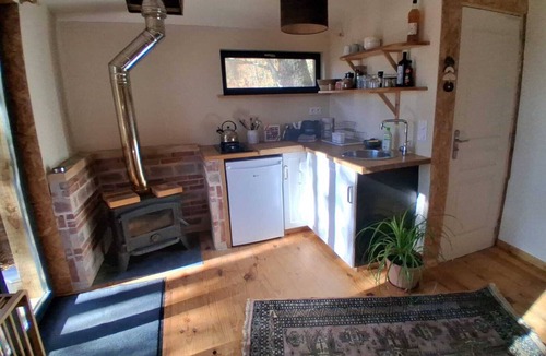 Lespinassiere Cabin | Isolated cabin in the forest
