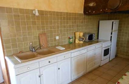 Villac Cottage | Isolated house with fireplace, pets allowed, near historical sites