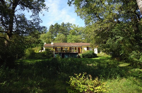 Baladou House | Isolated tranquil woodland setting.