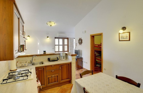 Rakalj Villa | Istrian house in quiet area