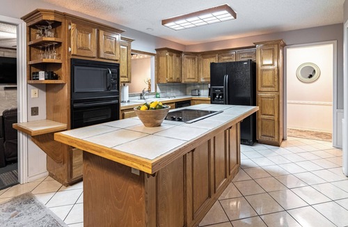 Lubbock House | "It's a Peaceful, Easy Feeling" Pool/Hot Tub, 3 BD/2Ba, TTU is 4 miles