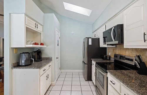 El Centro Beach House | {It's A Shore Thing} | POOL | Dogs OK! | Few Blocks 2 Beach