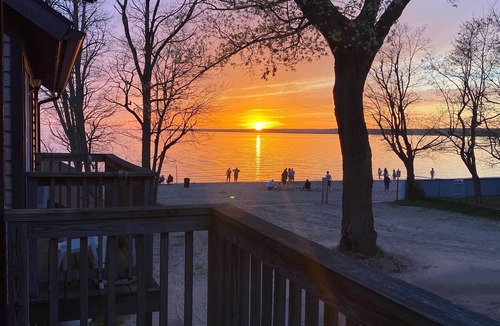 Sylvan Beach Cottage | It's All About Location!