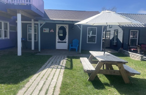 Sylvan Beach Cottage | It's All About Location!