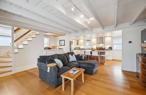 Newbury House | It’s All Good Game Room EV Charger