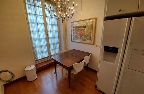 Saint-Gervais Apartment | Italian designed apartment Marais