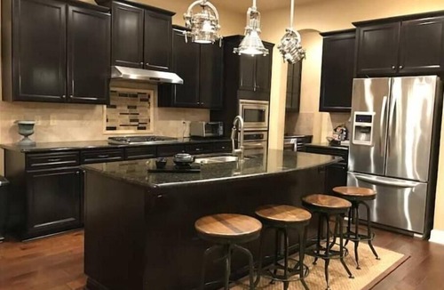Wetmore House | Italian Hill Country Home - 5 min from La Cantera