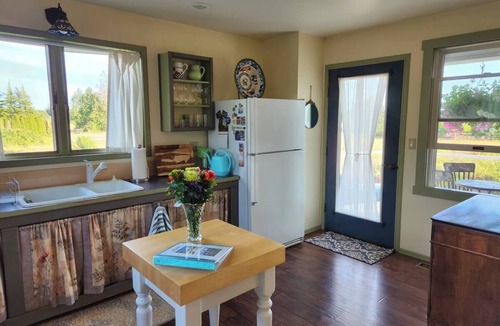 Bay View House | Italian Inspired Studio with a View