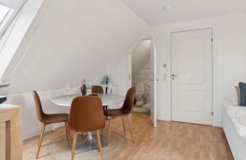Karrebksminde Apartment | Italien Vinyard Feeling Close To Karrebæksminde