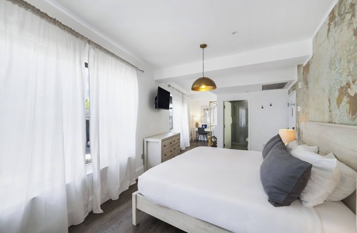 Flamingo/Lummus Hotel | Ithaca Hotel