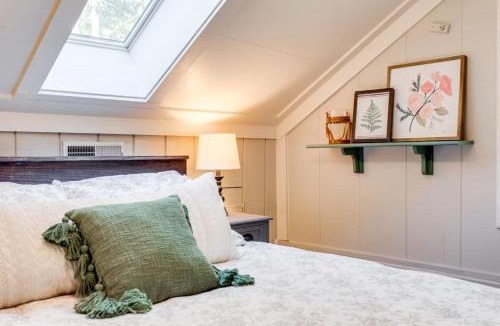 Franklin House | Its a Cabin Life 4 bed 2 bath