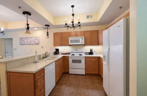 Bluff City Condo | It’s Bristol Baby! Walk to the track!