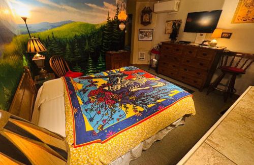 North Bend Hotel | Itty Bitty Inn