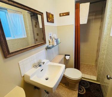 North Bend Hotel | Itty Bitty Inn