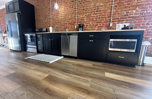 Iuka Apartment | Iuka Downtown Historic King Loft B